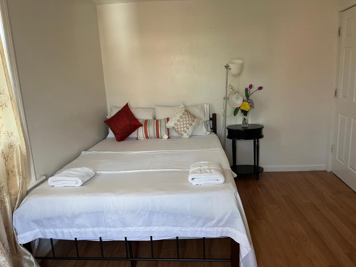 Affordable Room In Queens New York Exterior foto
